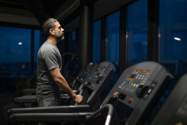 thumail có nên tập gym sau 9h tối