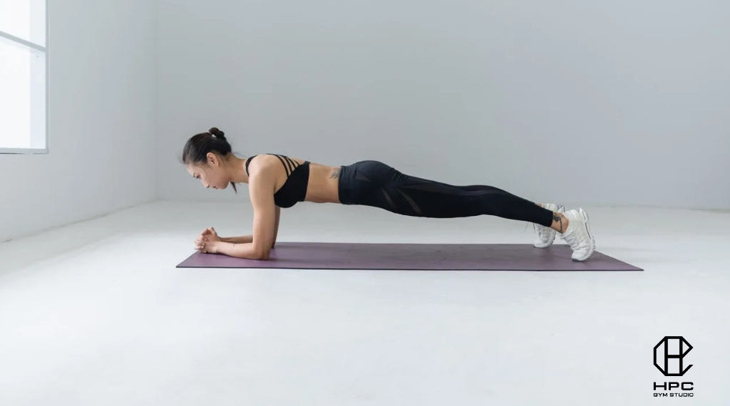 plank bụng tại nhà