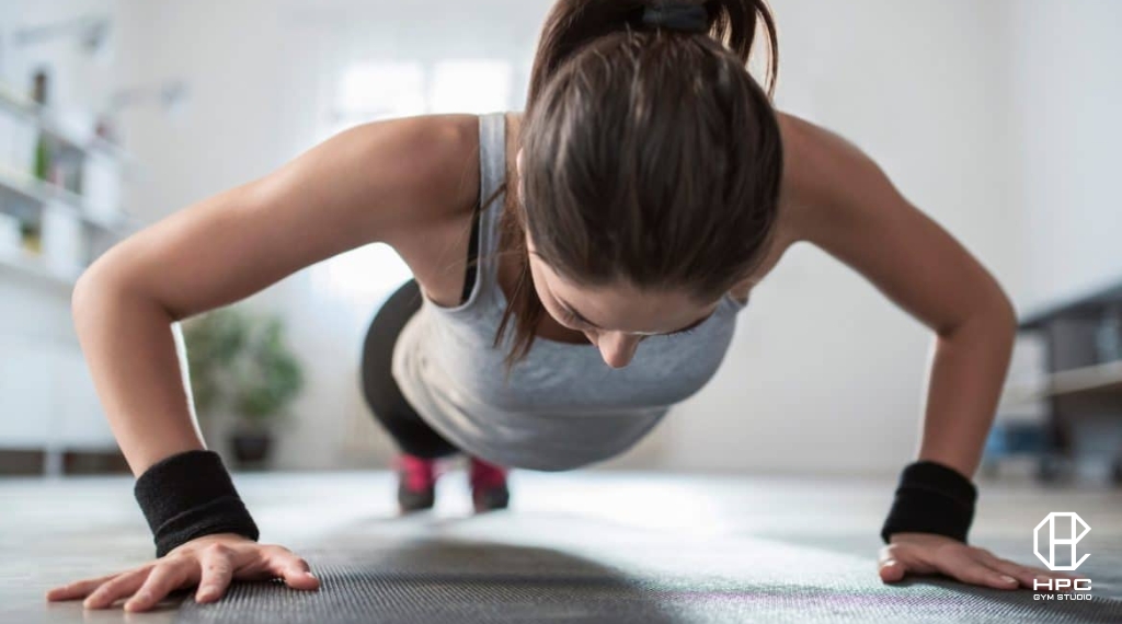 plank giảm mỡ bụng