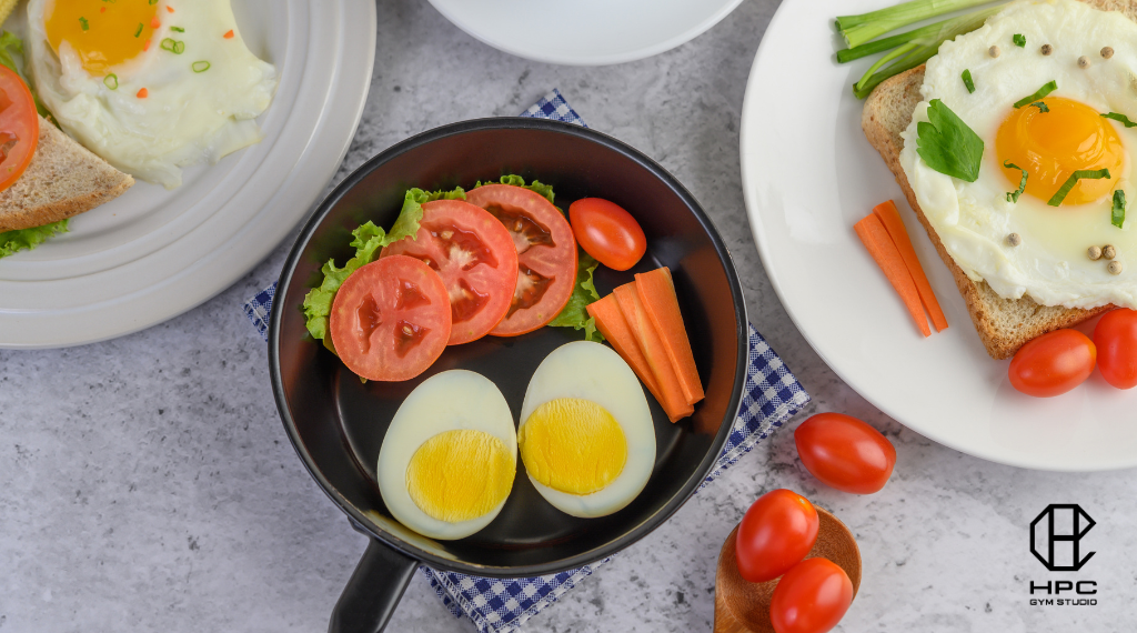 1-qua-trung-bao-nhieu-protein