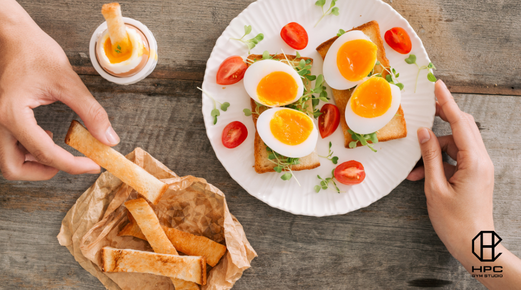 1-qua-trung-bao-nhieu-protein