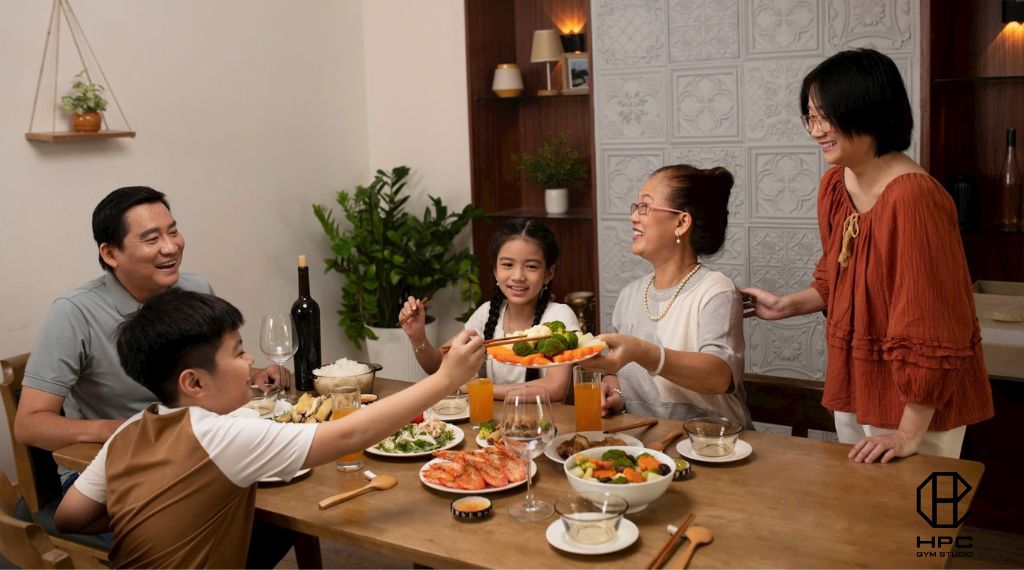 tăng cân sau tết